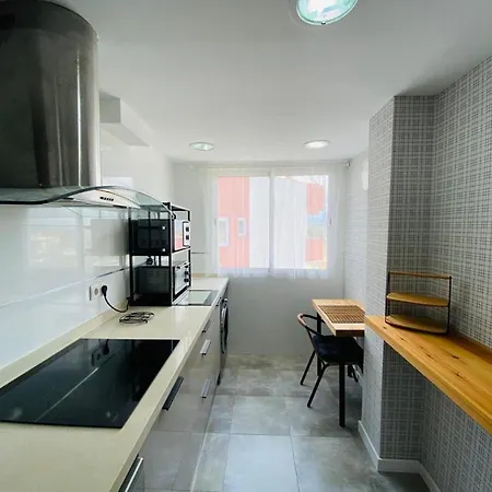 Apartamento En Con 3 Habitaciones, Cerca De La Playa Arenal, Wifi Y Actividades Deportivas - Es-160-6 Apartment *